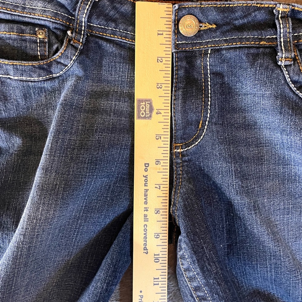 11 Short l.e.i. ashley Lowrise Boot Jeans - Blue - Picture 3 of 15